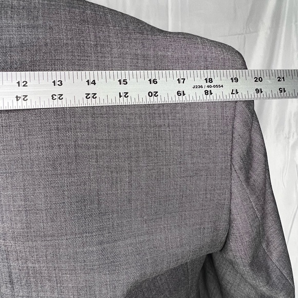 New!! CHAPS Blazer Men 40R Gray 2 Button Suit Jacket - Picture 8 of 15